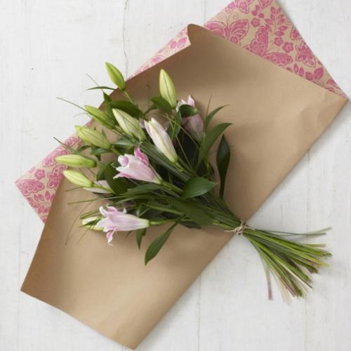 Пять самых популярных видов упаковки цветочных букетов