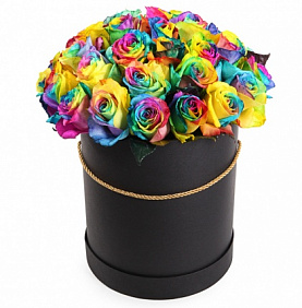 29 радужных роз  в шляпной коробке