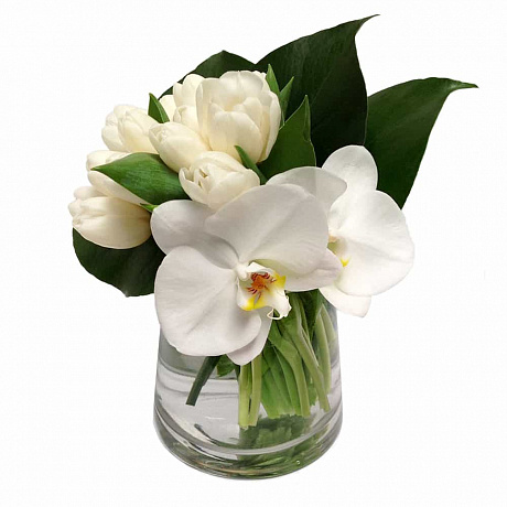 Белая цветочная композиция на стол - Фото 1