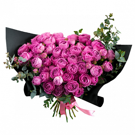Букет из 25 пионовидной розы и декоративной зелени - Фото 1