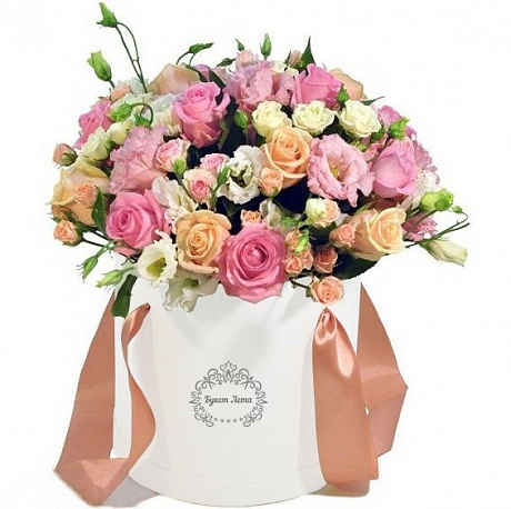 Большая коробка роз и лизиантуса - Фото 1