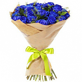 25 синих роз с зеленью