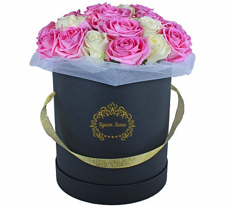 19 роз в малой шляпной бархатной коробке - Фото 1
