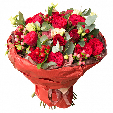 Букет из пионовидной кустовой розы, лизиантуса и гиперикума - Фото 1
