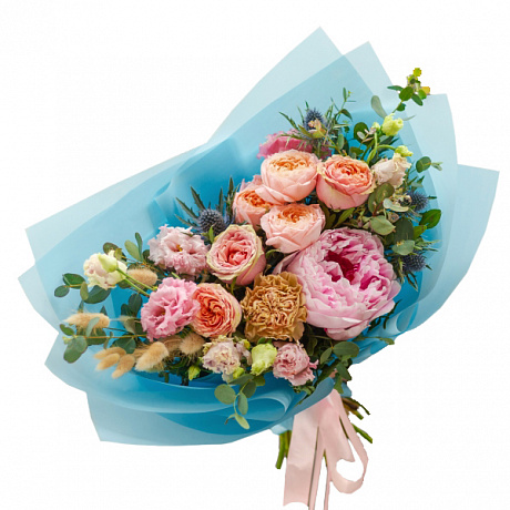 Букет из пионовидных кустовых роз, пиона, эустом и эрингиума - Фото 1