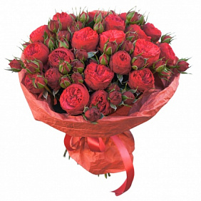 Букет из 19 пионовидных кустовых роз Ред Пиано