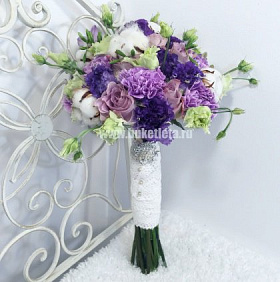 Фиолетово-синий букет невесты «Загадка»