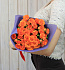 Букет оранжевых кустовых роз - Фото 4