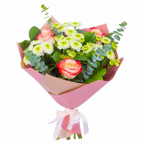 Букет из роз, хризантем и декоративной зелени - Фото 1