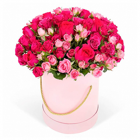 Розовые розы в шляпной коробке - Фото 1