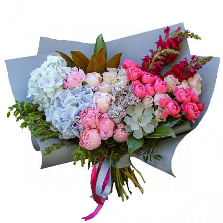 Букет из суккулента, пионовидных роз, гортензии и зелени - Фото 1